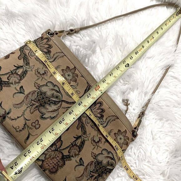 TAPESTRY shoulder bag goldtone hardware zip top slip interior pocket vintage - Picture 10 of 11